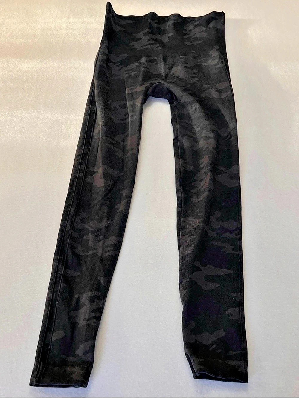 Spanx Seamless Camo Leggings Black